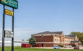 Quality Inn And Suites Davenport Iowa
